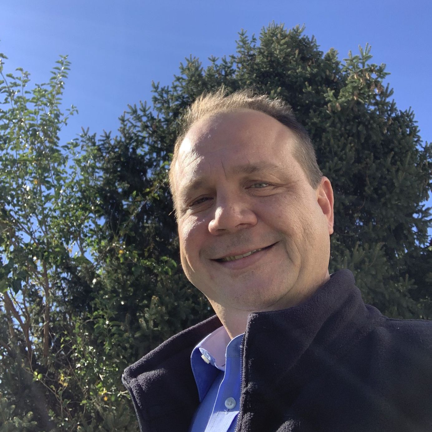 Profile of Azron Schnelle