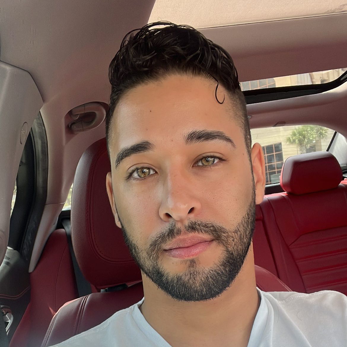 Profile of Emilio Vargas