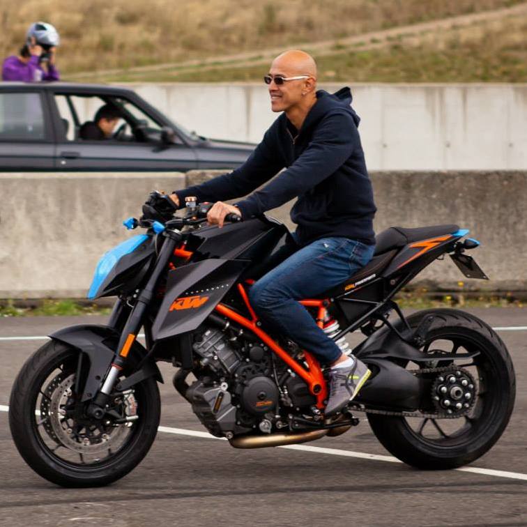 Profile of Andrew Ross