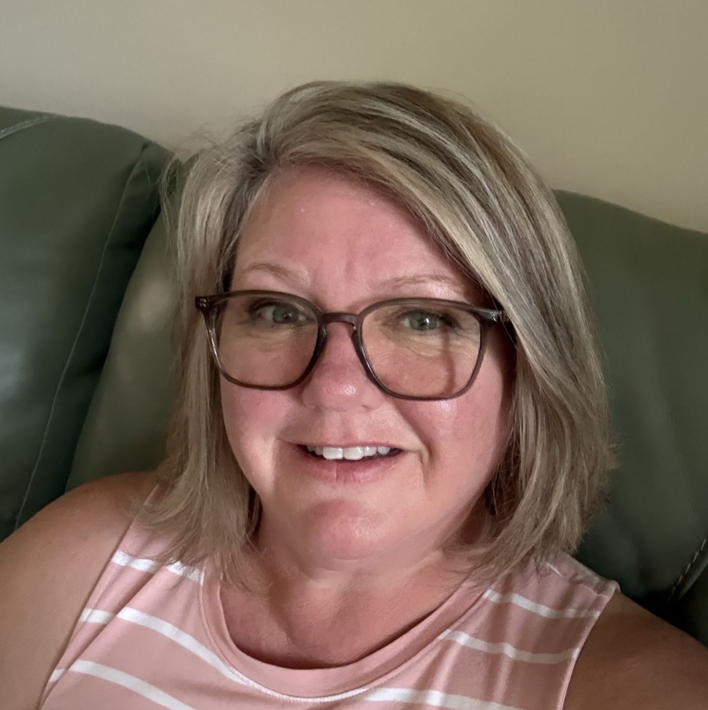 Profile of Paula L