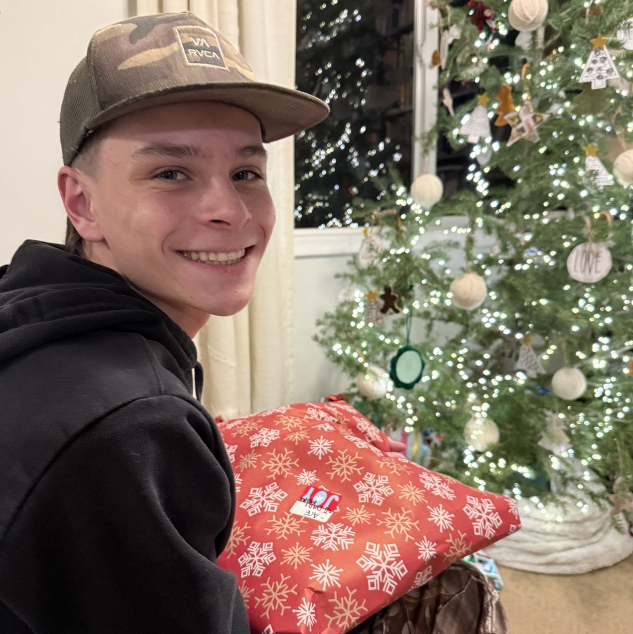 Profile of Ace Tyger