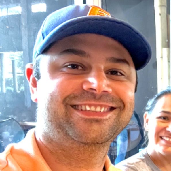 Profile of Eros Puentes