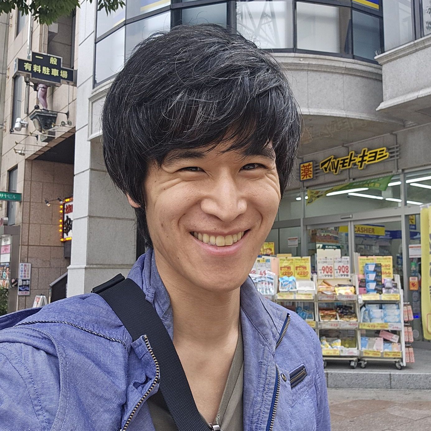 Profile of Hiroshi Fukada