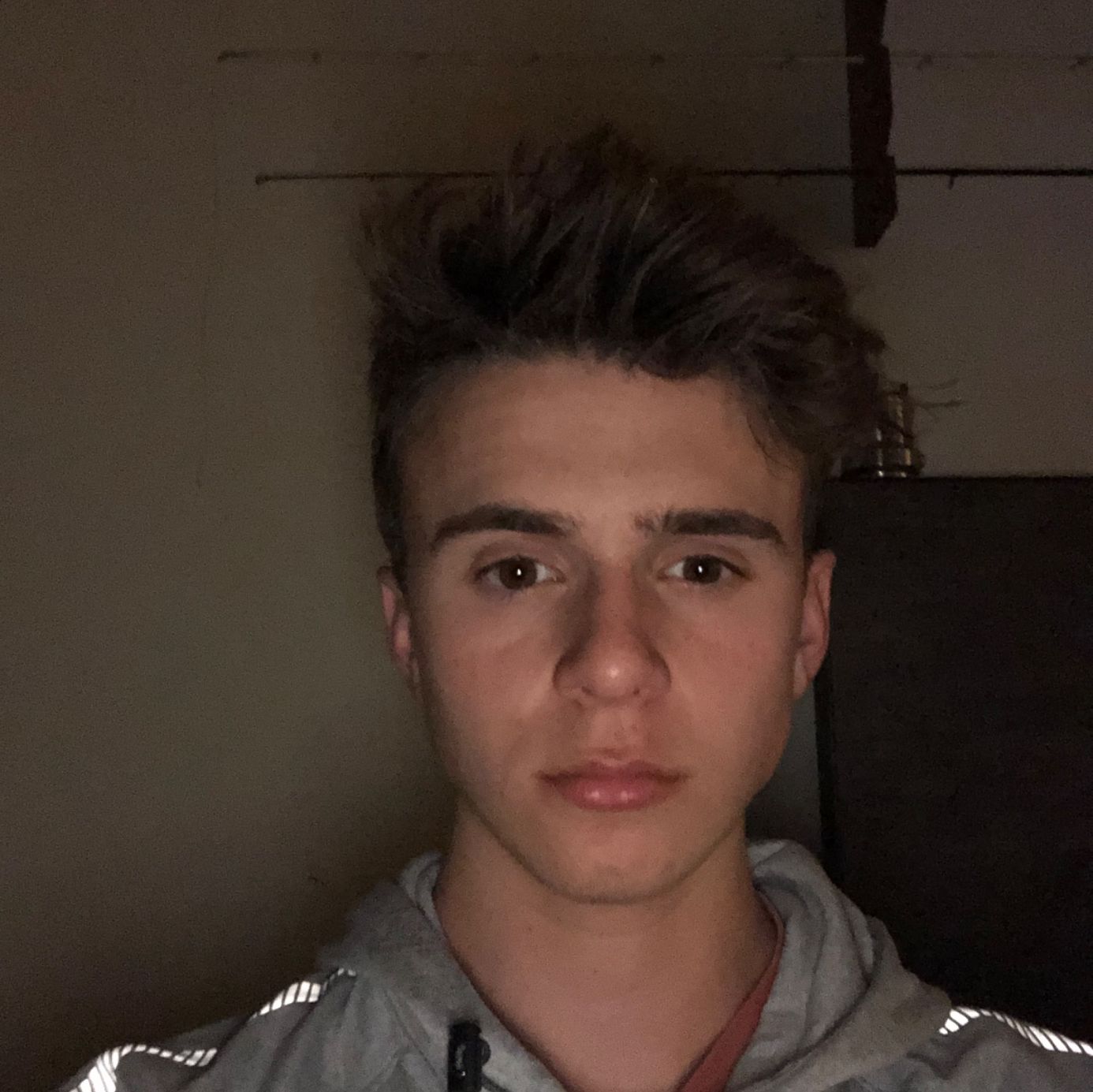 Profile of Chris Simons