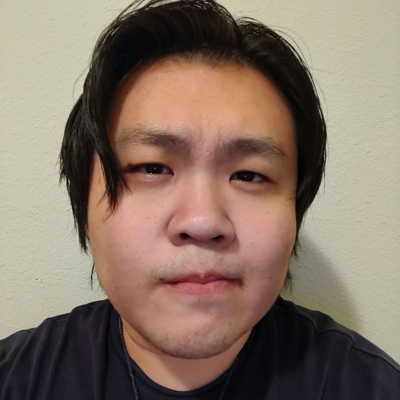 Profile of Yuxuan Lou