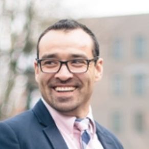 Profile of Carlos Herrera